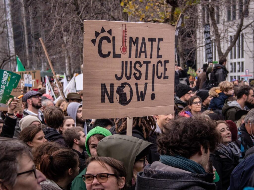 Climate Justice के लिए कदम उठाने का समय आ गया है.